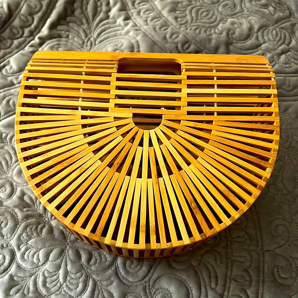 WOODEN VACATION BAG